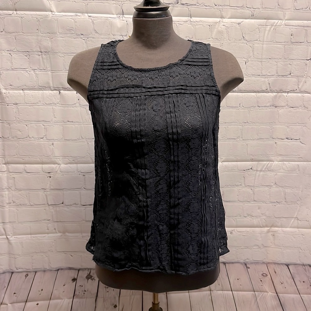 Loft Sleeveless Lace Top